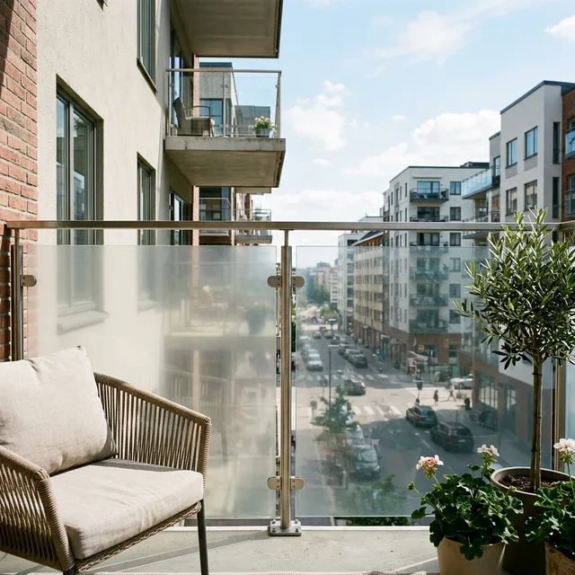 5 Renter-Friendly Balcony Privacy Screens That Won’t Lose Your Deposit 7 Rabbitgoo Window Film